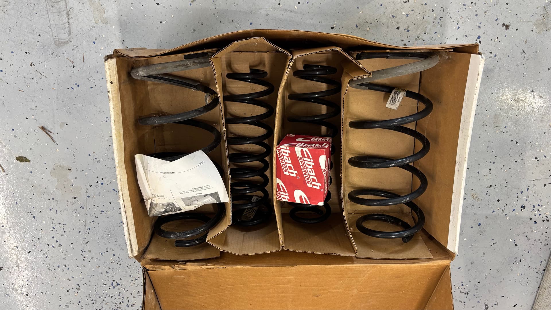 Lowering springs